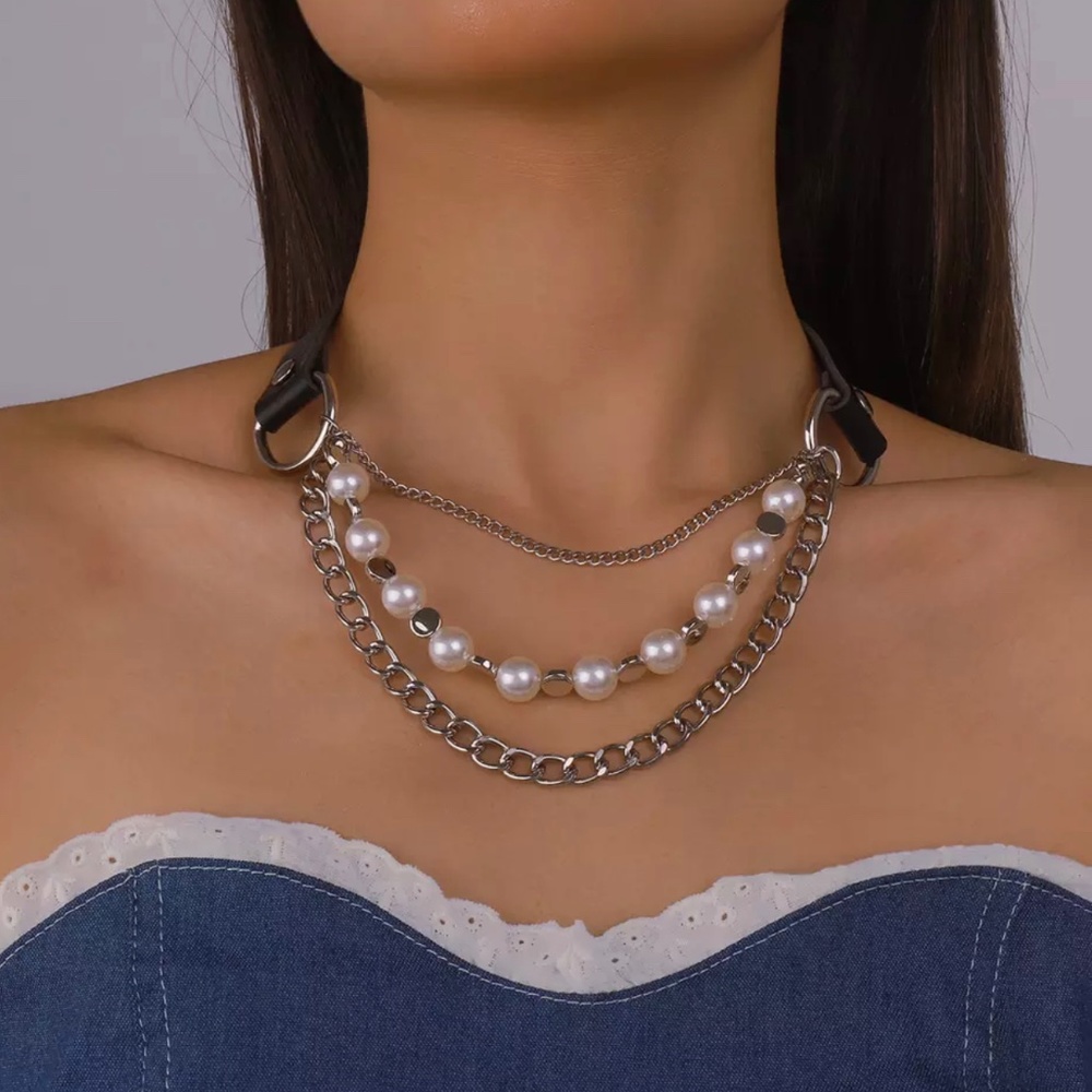 Pearls Chain Choker Necklace